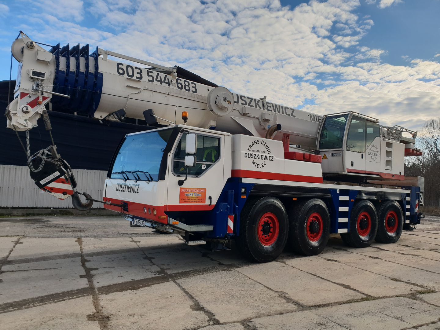 dźwig Liebherr LTM 1200-5.1